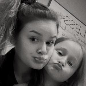 Meet your Posher, Hailey